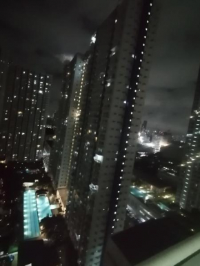 Jocelyn Staycation @Grass Residences North EDSA